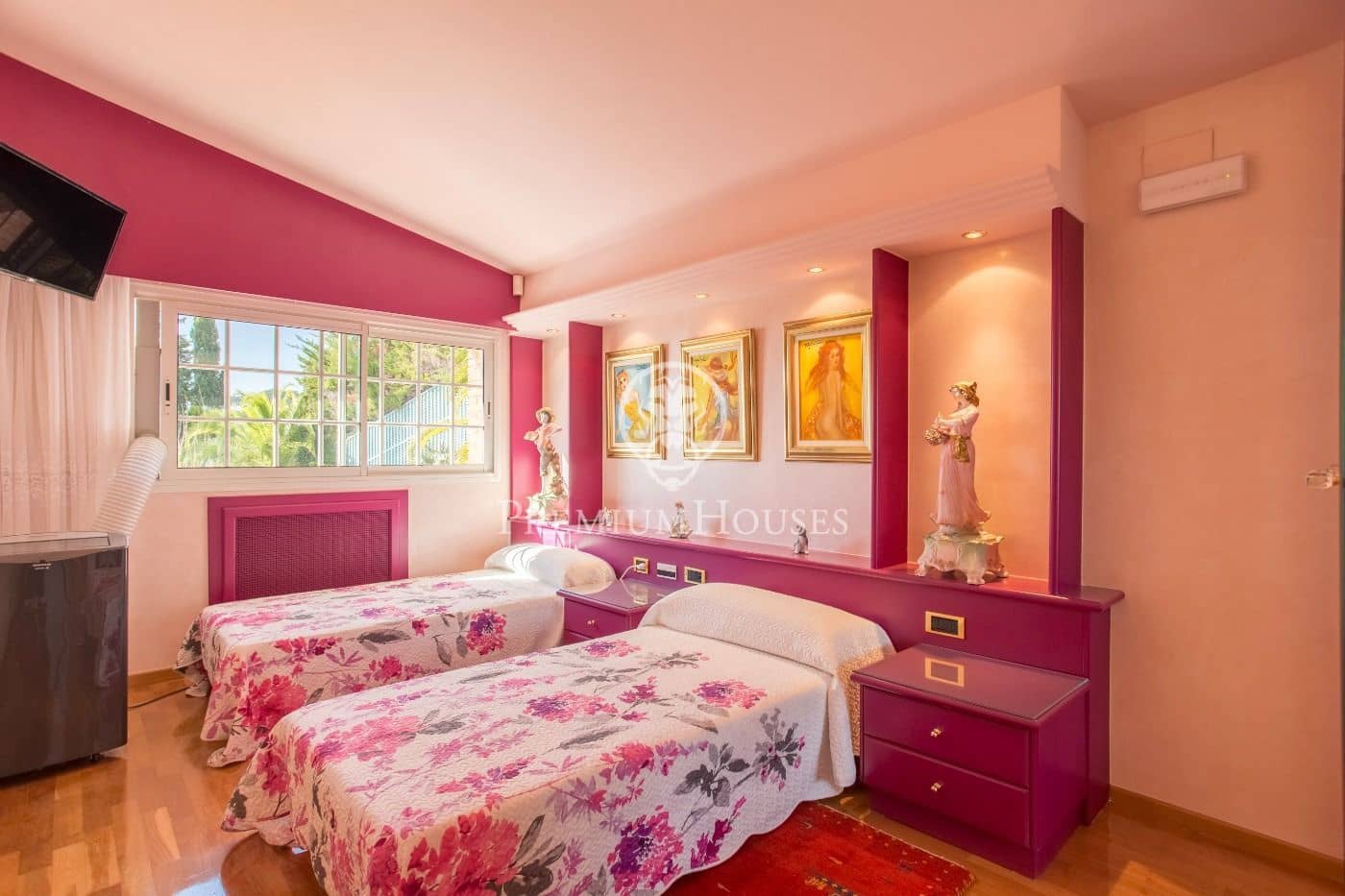 6 soveværelse Villa til salg i Alella med swimmingpool garage - € 3.950.000 (Ref: 9382830)