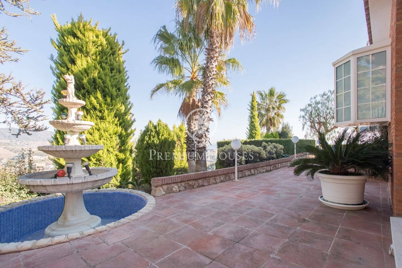 6 soveværelse Villa til salg i Alella med swimmingpool garage - € 3.950.000 (Ref: 9382830)