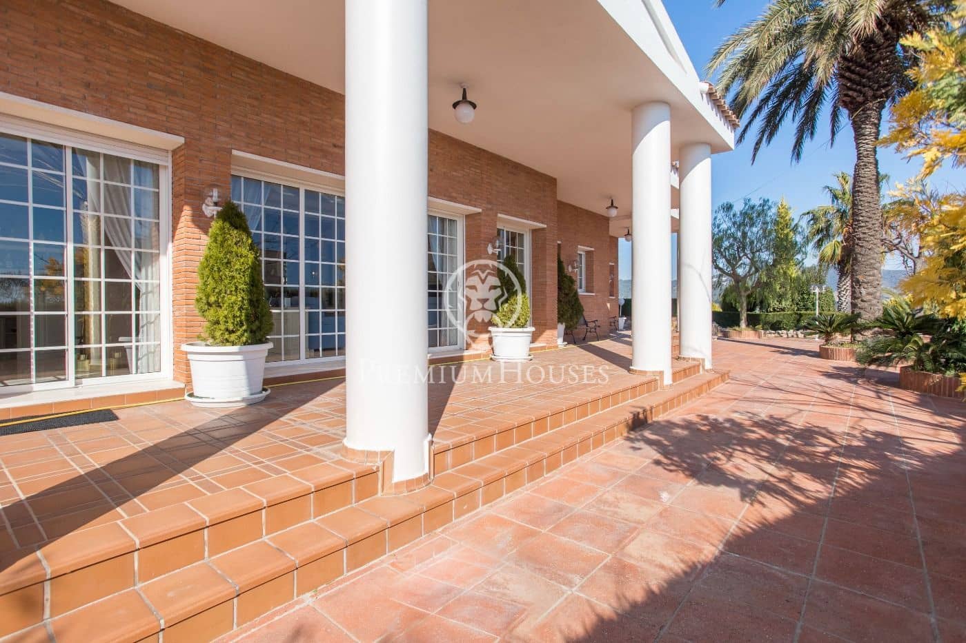 6 soveværelse Villa til salg i Alella med swimmingpool garage - € 3.950.000 (Ref: 9382830)