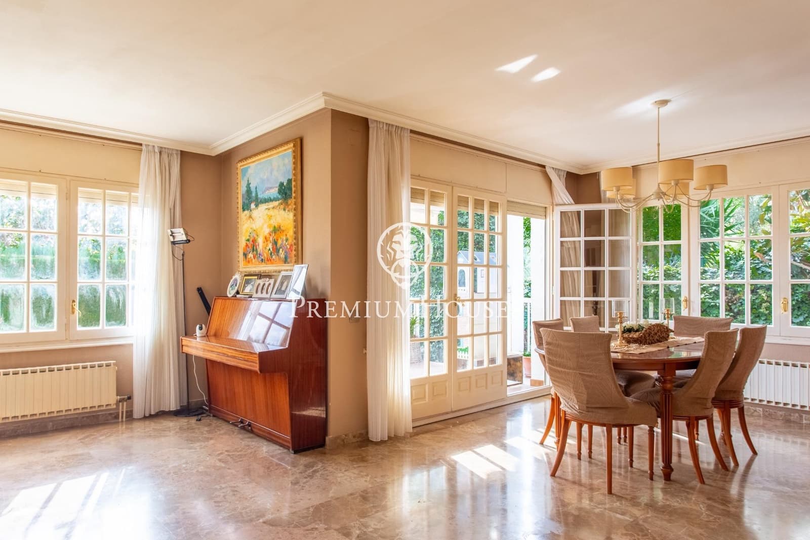 6 quarto Moradia em Banda para venda em Teia com garagem - 830 000 € (Ref: 9385594)