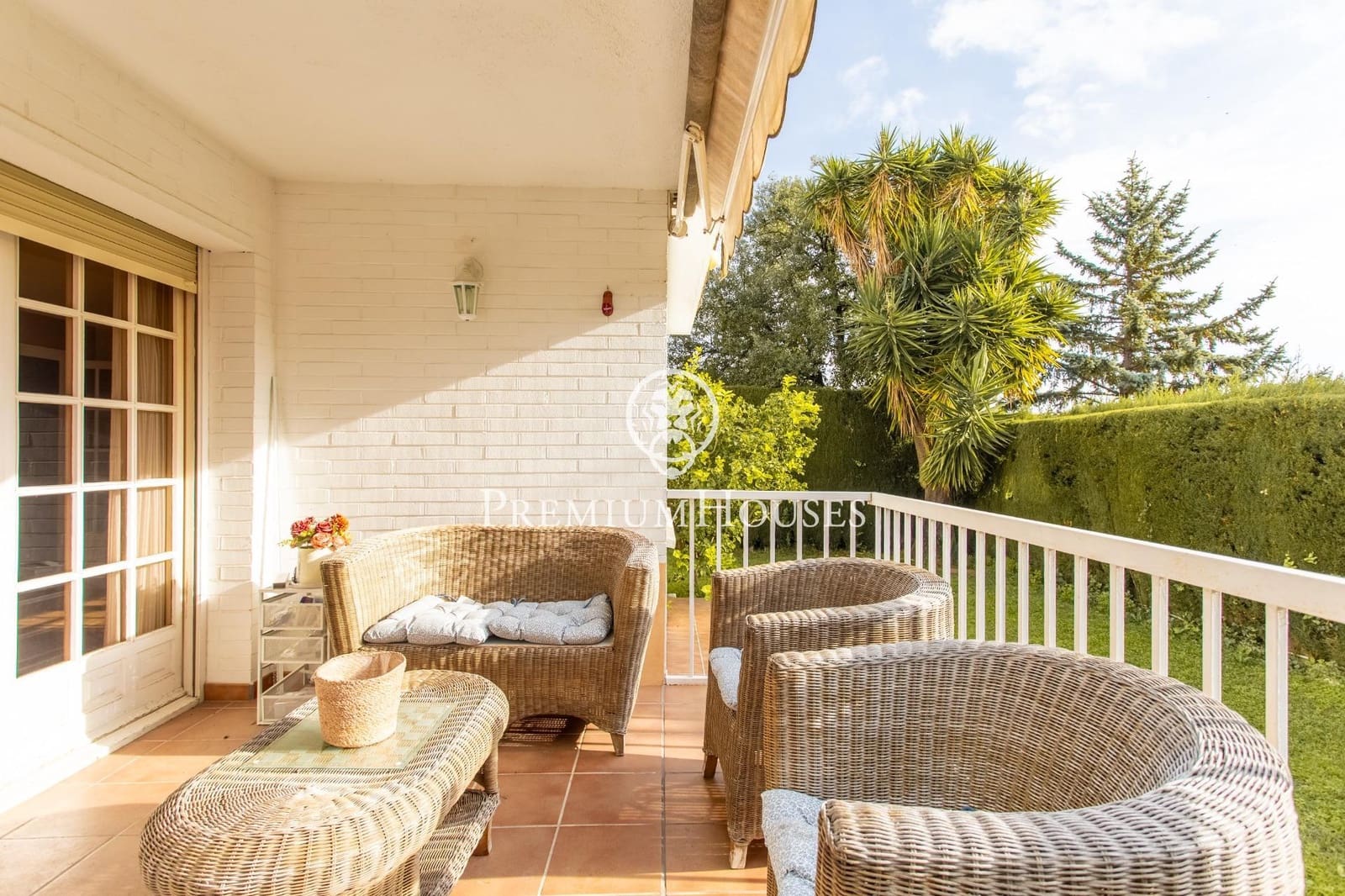 6 quarto Moradia em Banda para venda em Teia com garagem - 795 000 € (Ref: 9385594)