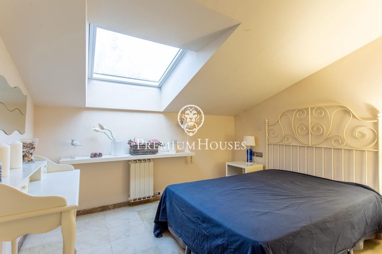 6 bedroom Terraced Villa for sale in Teia with garage - € 795,000 (Ref: 9385594)