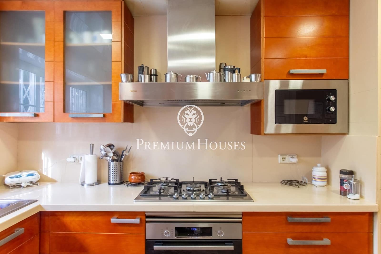 6 bedroom Terraced Villa for sale in Teia with garage - € 795,000 (Ref: 9385594)