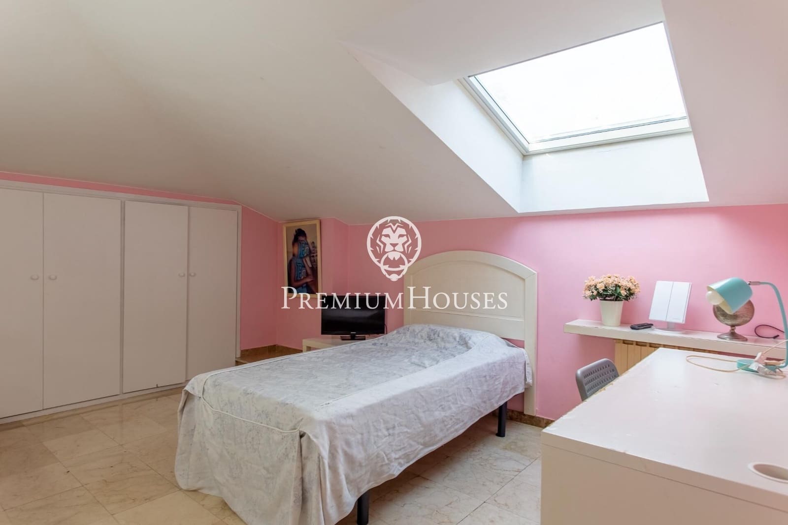 6 bedroom Terraced Villa for sale in Teia with garage - € 795,000 (Ref: 9385594)