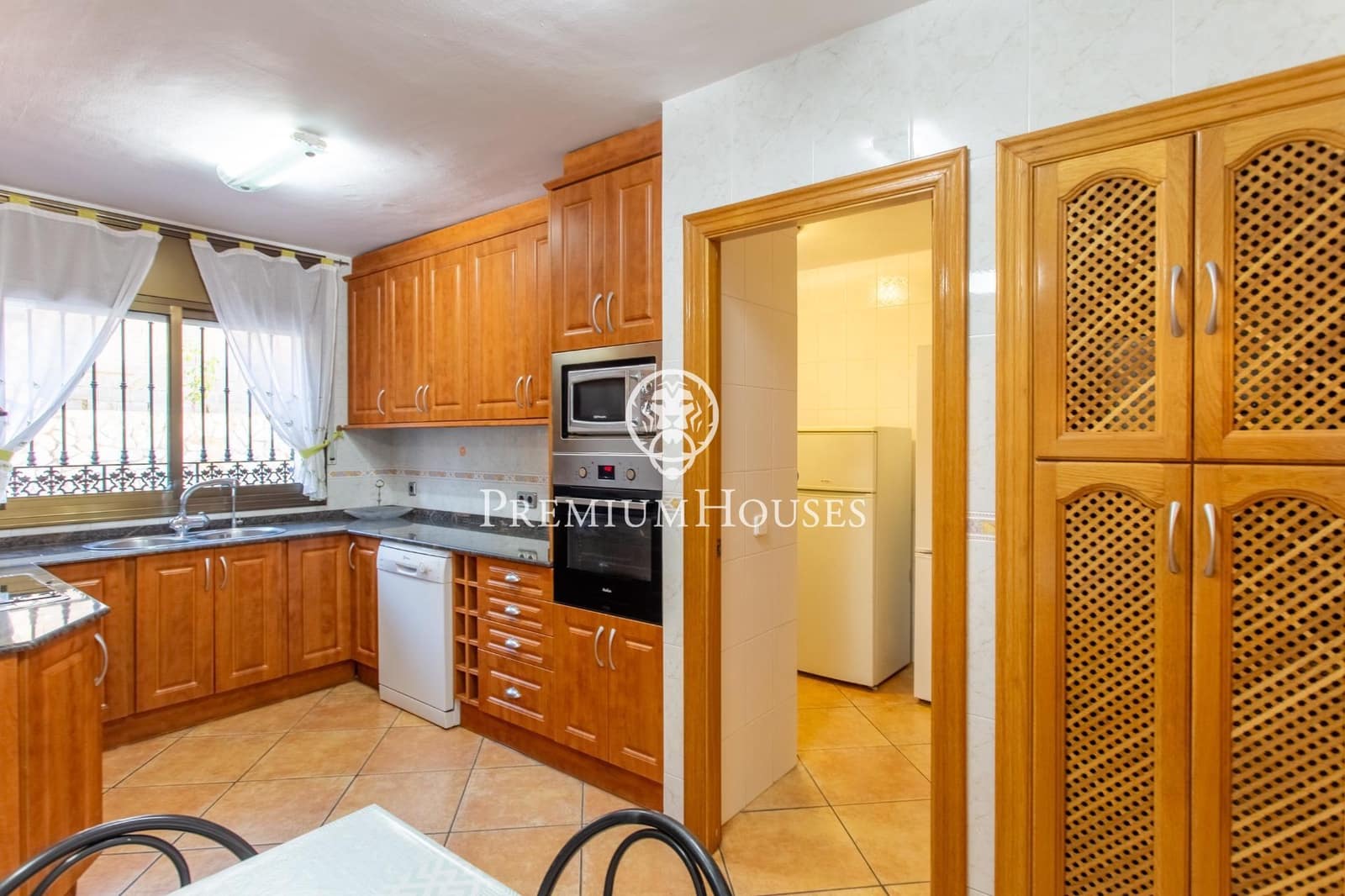 7 slaapkamer Villa te koop in Tordera met zwembad garage - € 500.000 (Ref: 9385595)