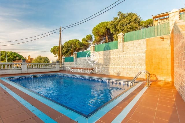 7 bedroom Villa for sale in Tordera with pool garage - € 500,000 (Ref: 9385595)