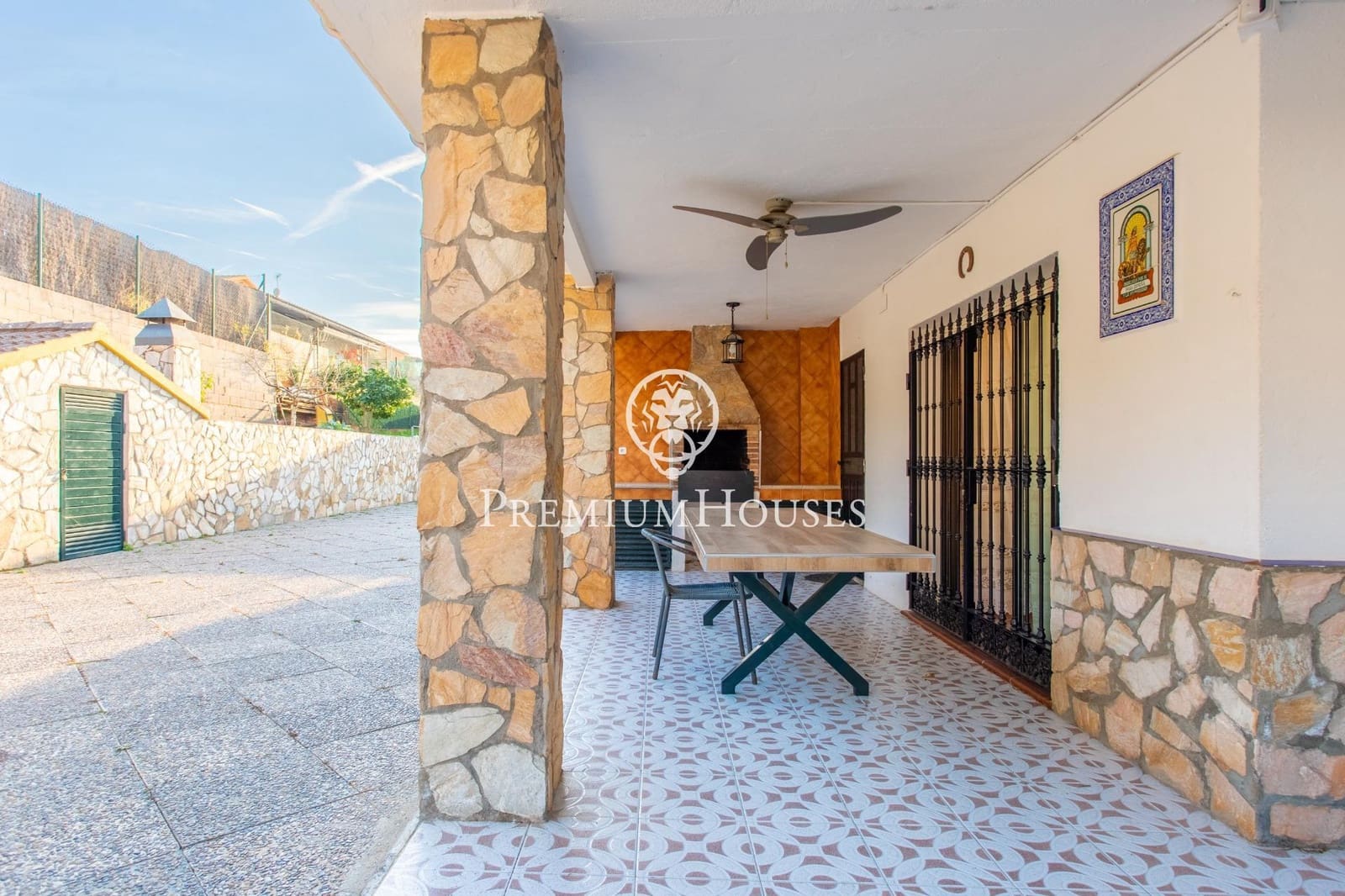 7 slaapkamer Villa te koop in Tordera met zwembad garage - € 500.000 (Ref: 9385595)