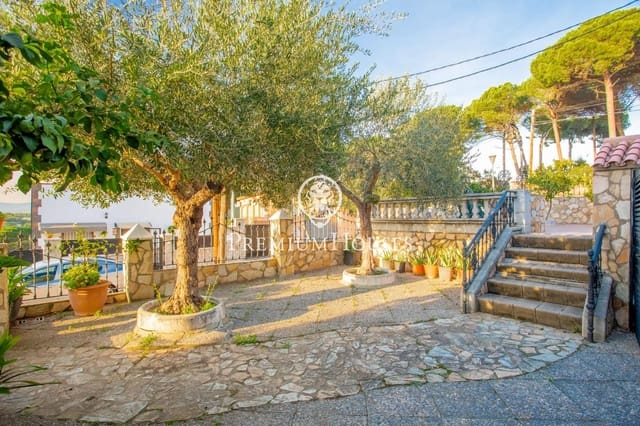 7 bedroom Villa for sale in Tordera with pool garage - € 500,000 (Ref: 9385595)