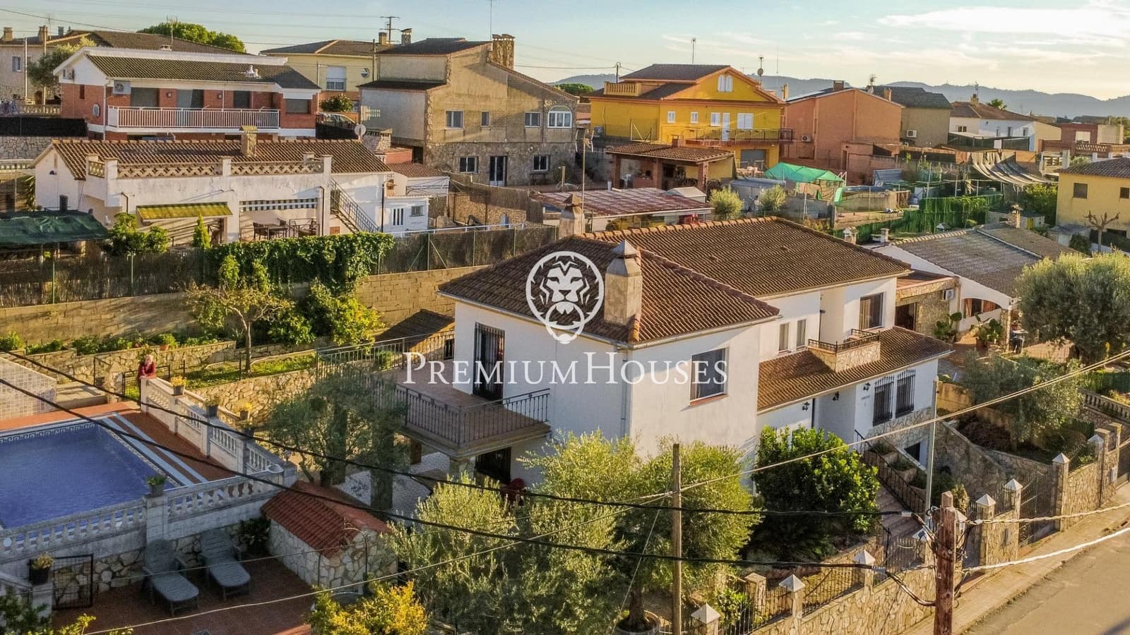 7 slaapkamer Villa te koop in Tordera met zwembad garage - € 500.000 (Ref: 9385595)