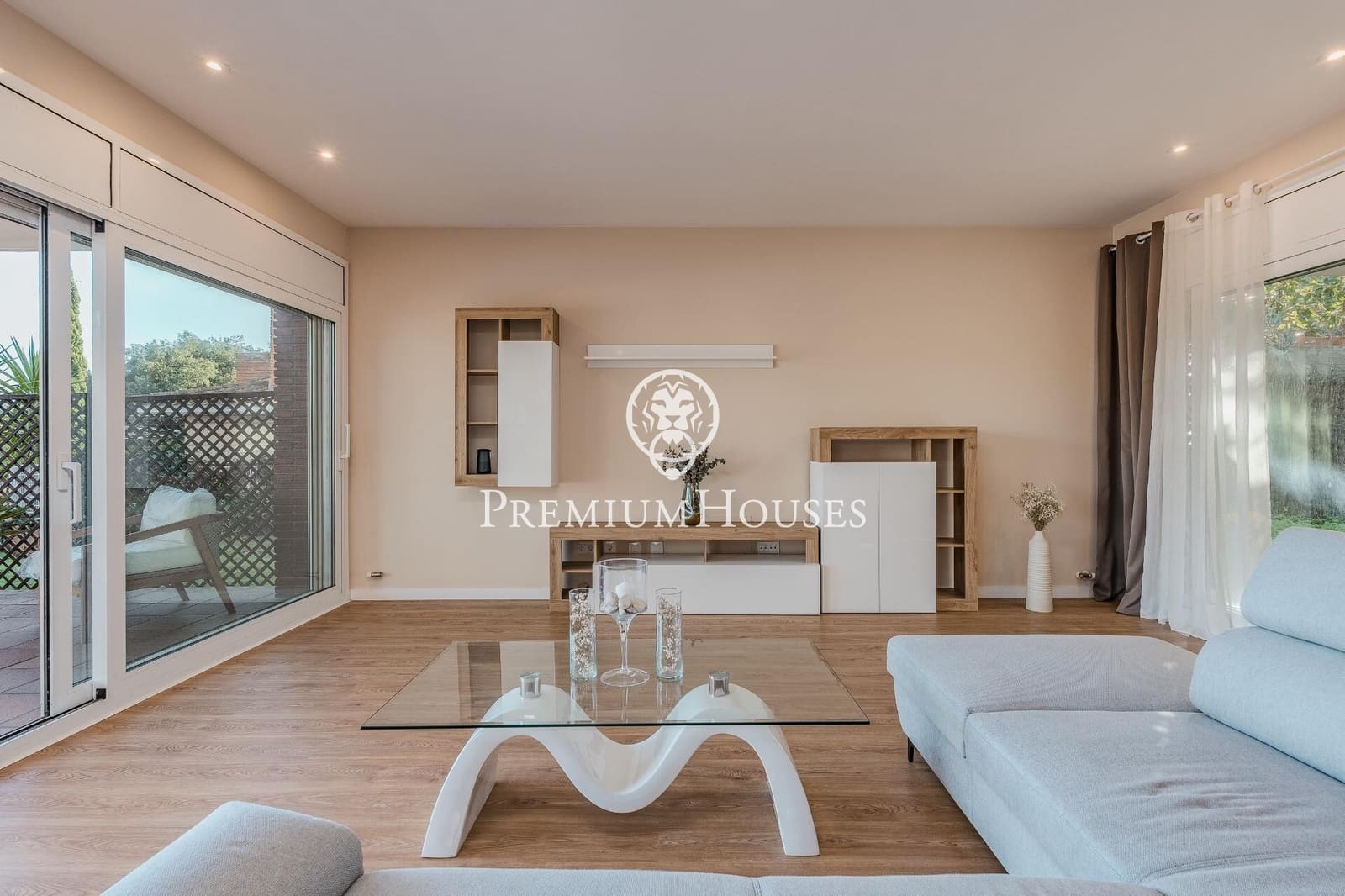 6 sypialnia Willa na sprzedaż w Valldoreix z basenem garażem - 1 460 000 € (Ref: 9390862)