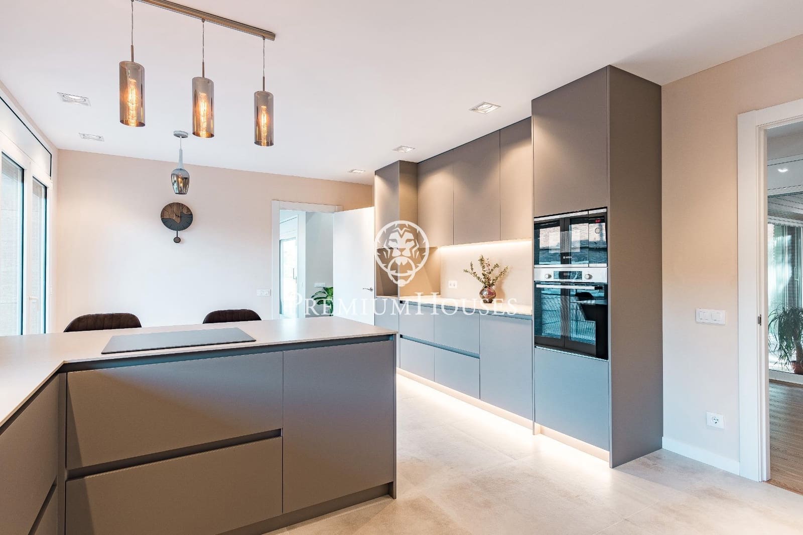 6 sypialnia Willa na sprzedaż w Valldoreix z basenem garażem - 1 460 000 € (Ref: 9390862)