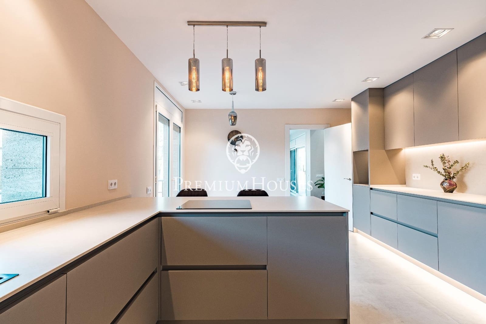 6 sypialnia Willa na sprzedaż w Valldoreix z basenem garażem - 1 460 000 € (Ref: 9390862)