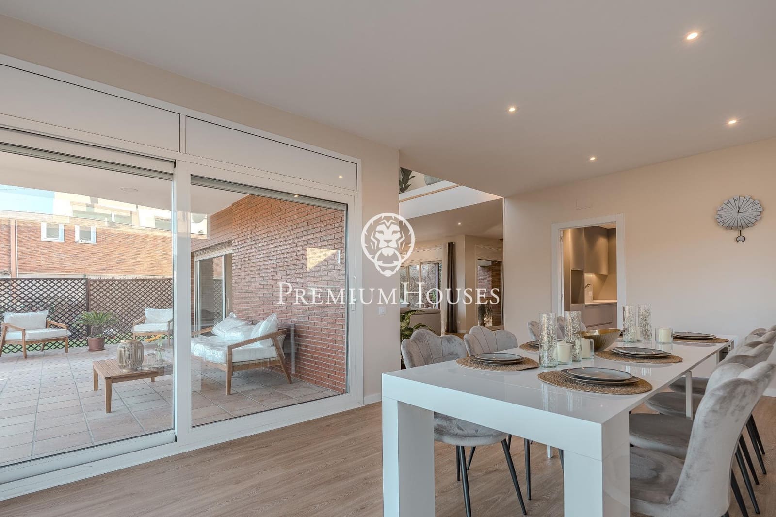 6 sypialnia Willa na sprzedaż w Valldoreix z basenem garażem - 1 460 000 € (Ref: 9390862)