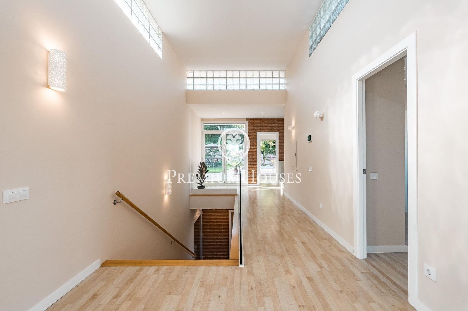 6 sypialnia Willa na sprzedaż w Valldoreix z basenem garażem - 1 460 000 € (Ref: 9390862)