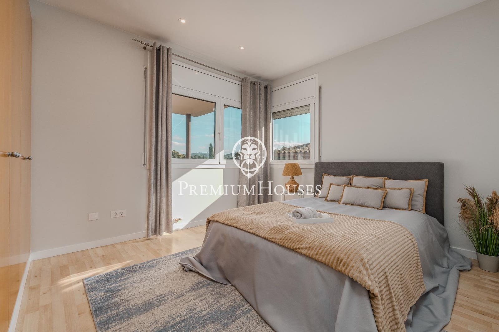 6 sypialnia Willa na sprzedaż w Valldoreix z basenem garażem - 1 460 000 € (Ref: 9390862)