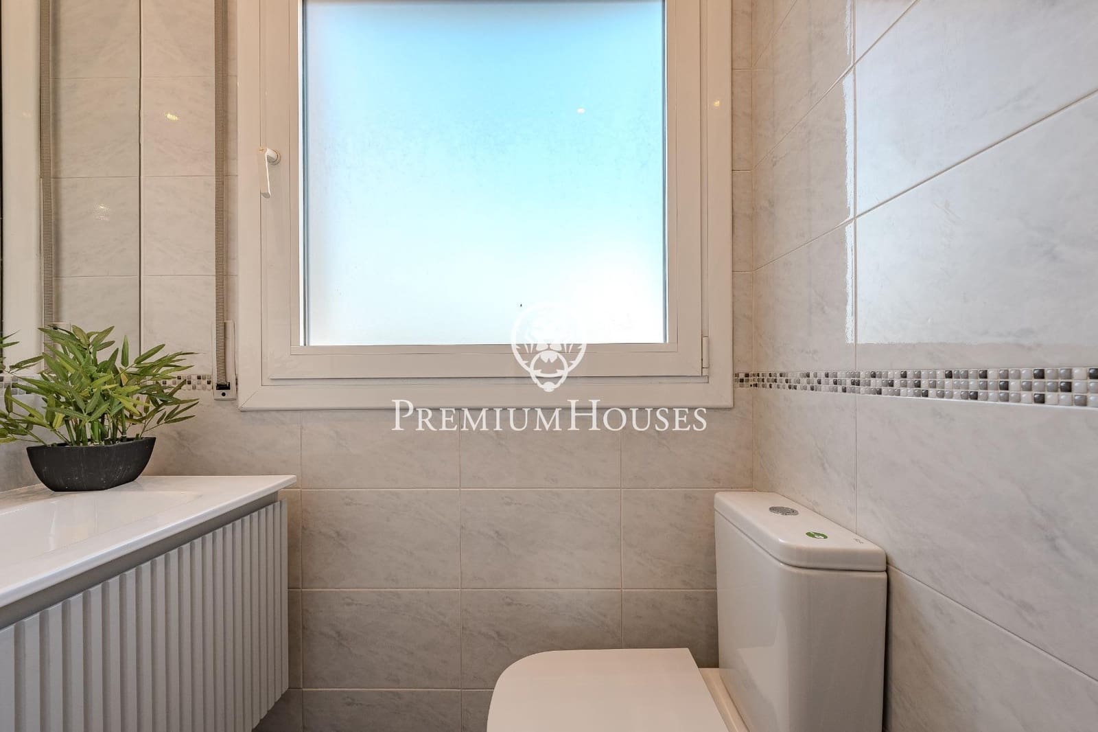 6 sypialnia Willa na sprzedaż w Valldoreix z basenem garażem - 1 460 000 € (Ref: 9390862)