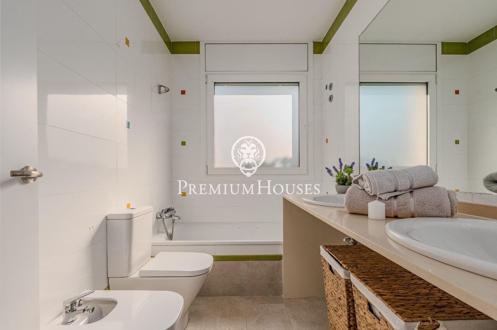 6 sypialnia Willa na sprzedaż w Valldoreix z basenem garażem - 1 460 000 € (Ref: 9390862)