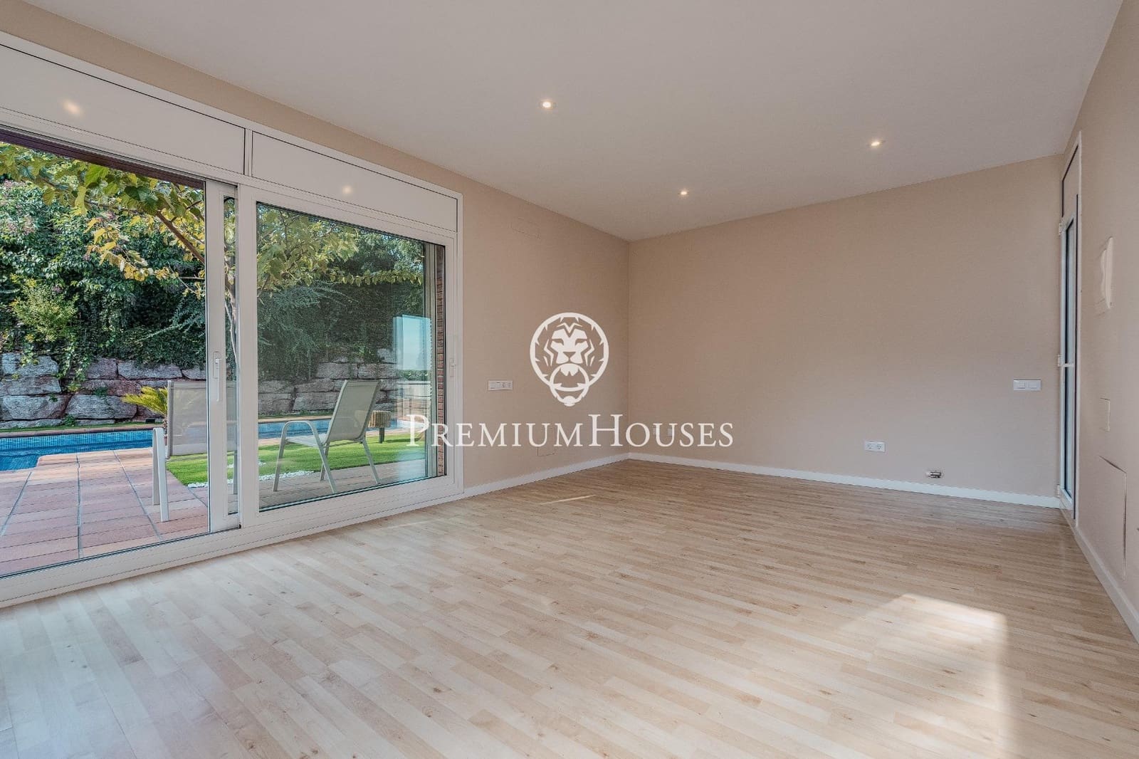 6 sypialnia Willa na sprzedaż w Valldoreix z basenem garażem - 1 460 000 € (Ref: 9390862)