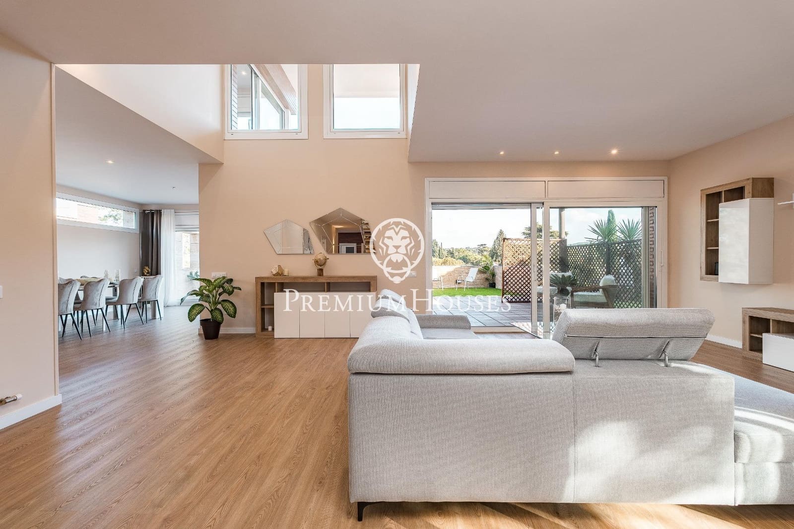 6 sypialnia Willa na sprzedaż w Valldoreix z basenem garażem - 1 460 000 € (Ref: 9390862)