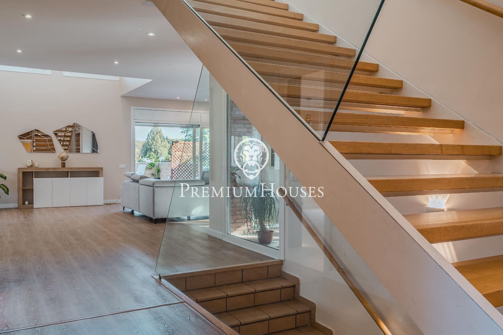 6 sypialnia Willa na sprzedaż w Valldoreix z basenem garażem - 1 460 000 € (Ref: 9390862)