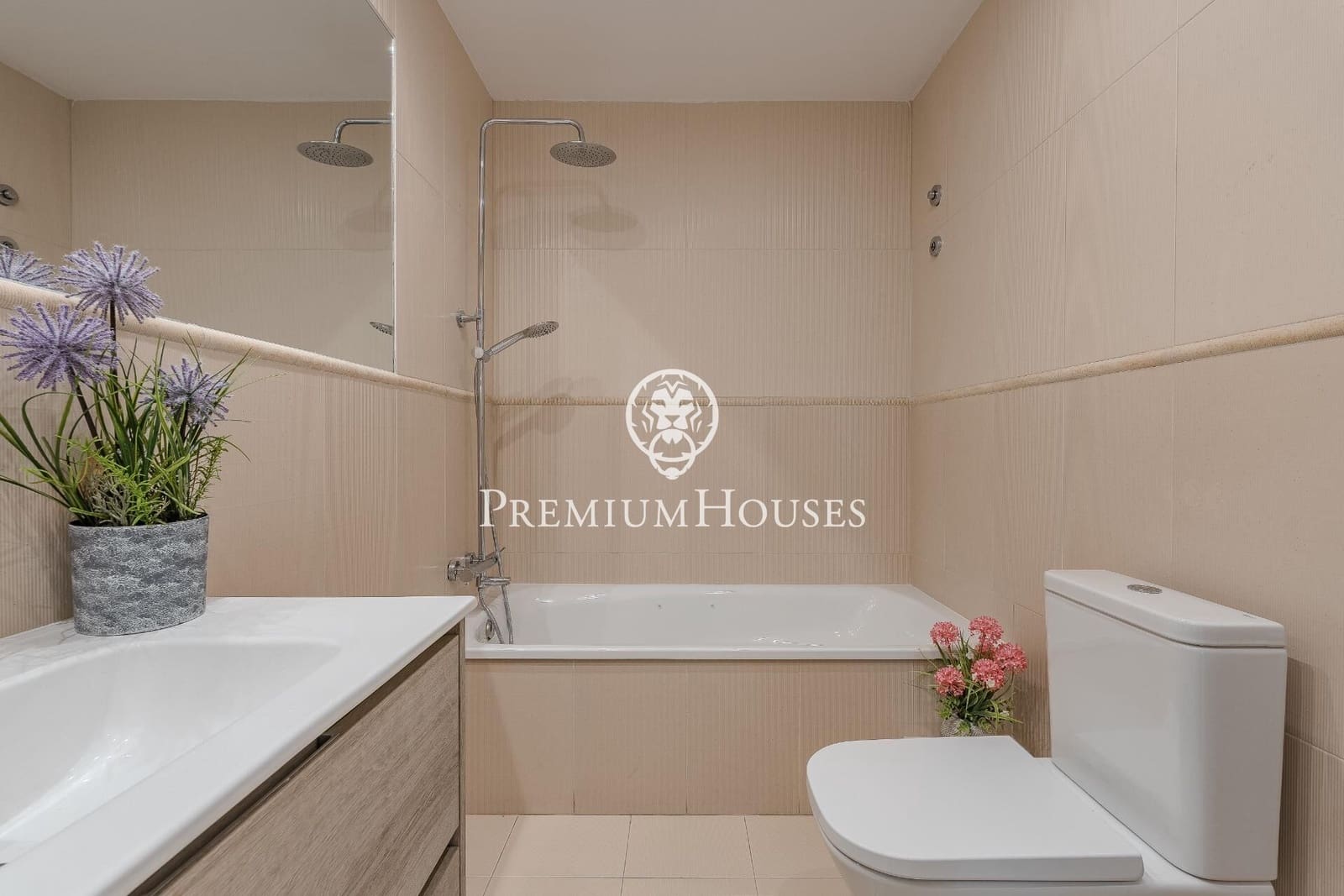 6 sypialnia Willa na sprzedaż w Valldoreix z basenem garażem - 1 460 000 € (Ref: 9390862)