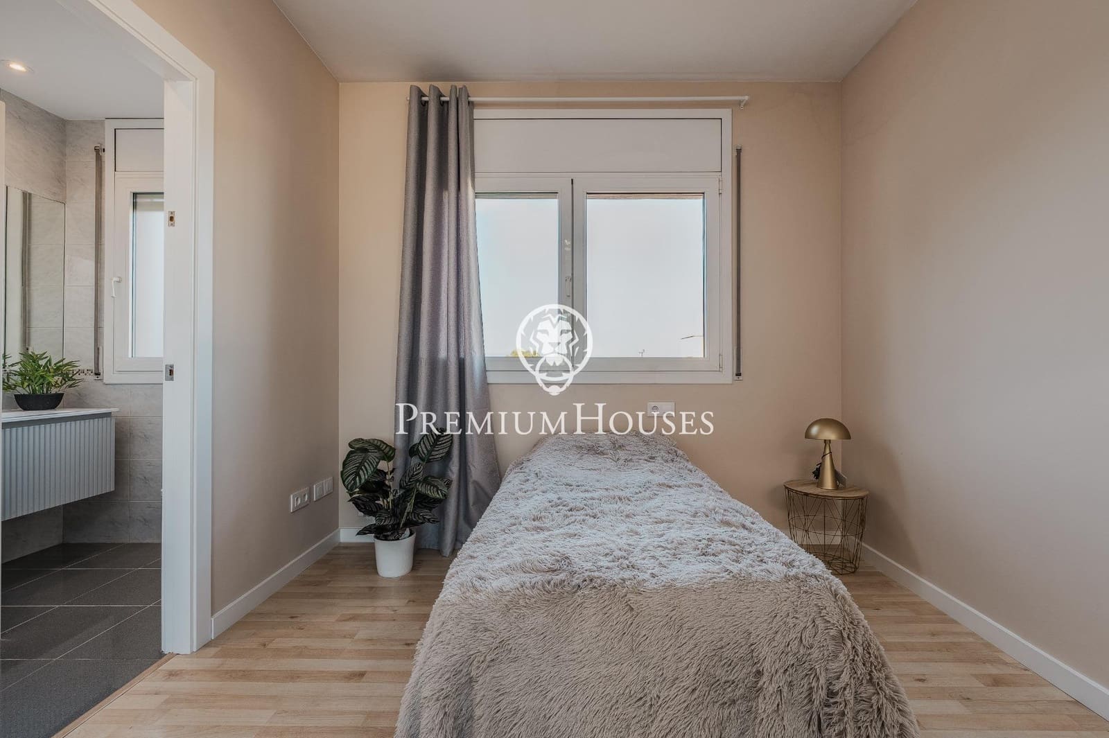 6 sypialnia Willa na sprzedaż w Valldoreix z basenem garażem - 1 460 000 € (Ref: 9390862)