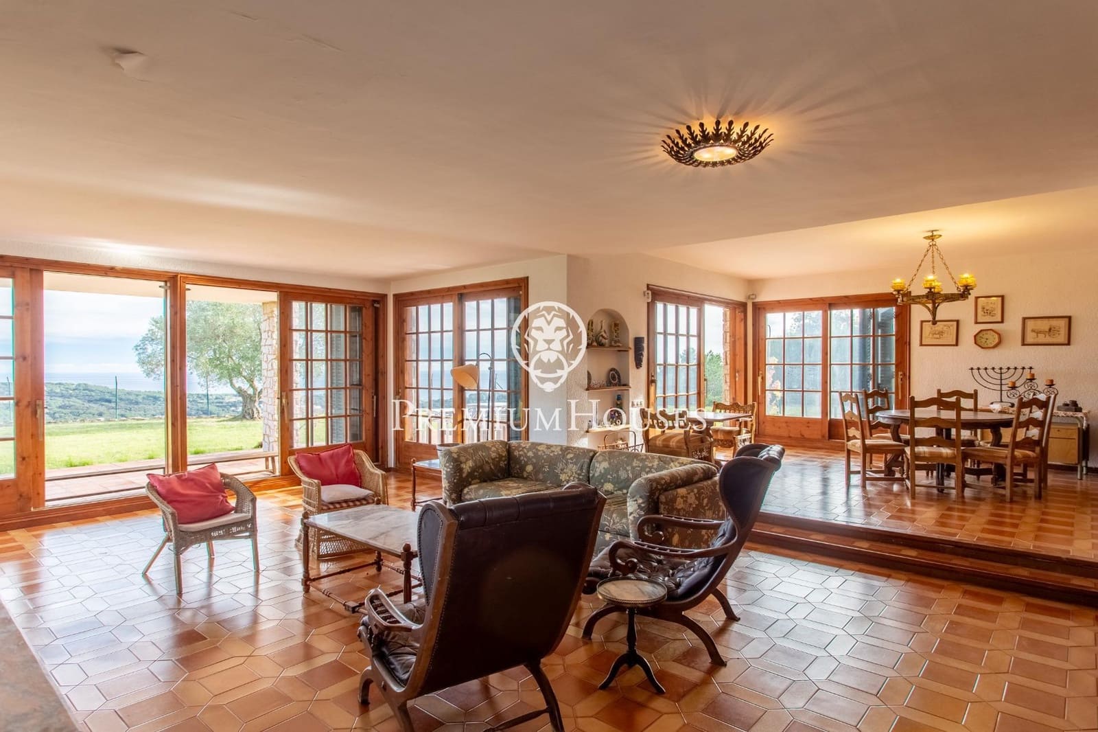 6 soverom Finca/Herregård til salgs i Arenys de Munt med svømmebasseng garasje - € 795 000 (Ref: 9390863)