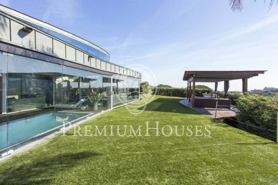 5 bedroom Villa for rent in Sant Andreu de Llavaneres with pool garage - € 7,000 (Ref: 9395982)