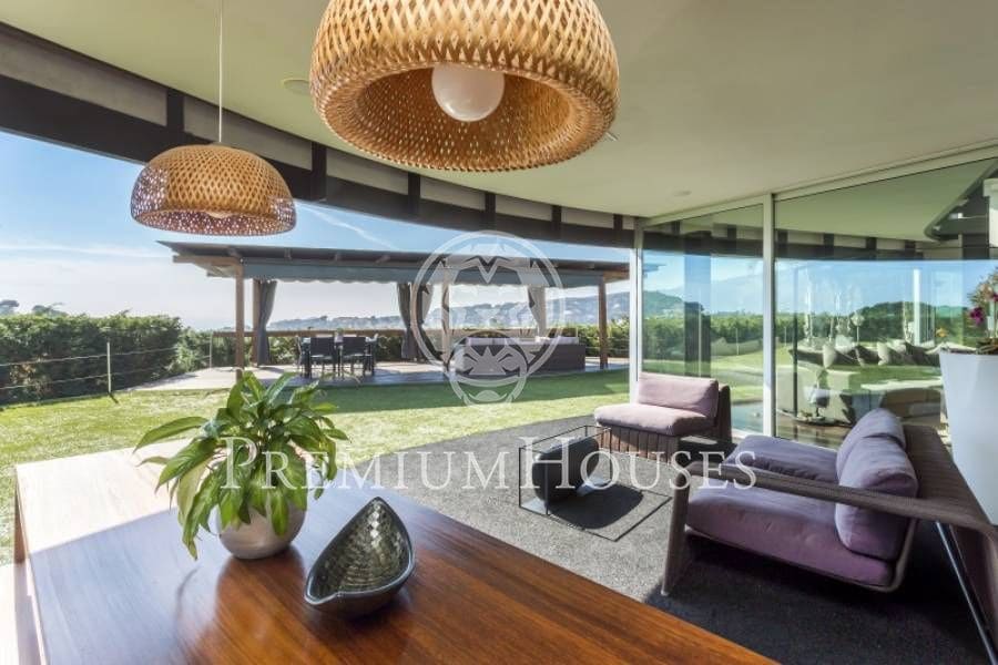 5 bedroom Villa for rent in Sant Andreu de Llavaneres with pool garage - € 7,000 (Ref: 9395982)