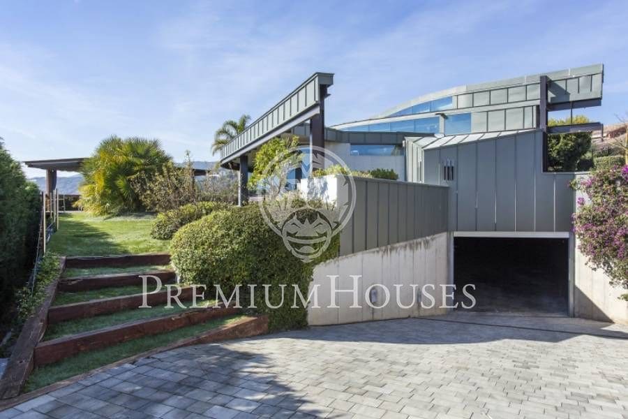 5 bedroom Villa for rent in Sant Andreu de Llavaneres with pool garage - € 7,000 (Ref: 9395982)