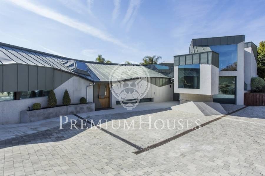 5 bedroom Villa for rent in Sant Andreu de Llavaneres with pool garage - € 7,000 (Ref: 9395982)