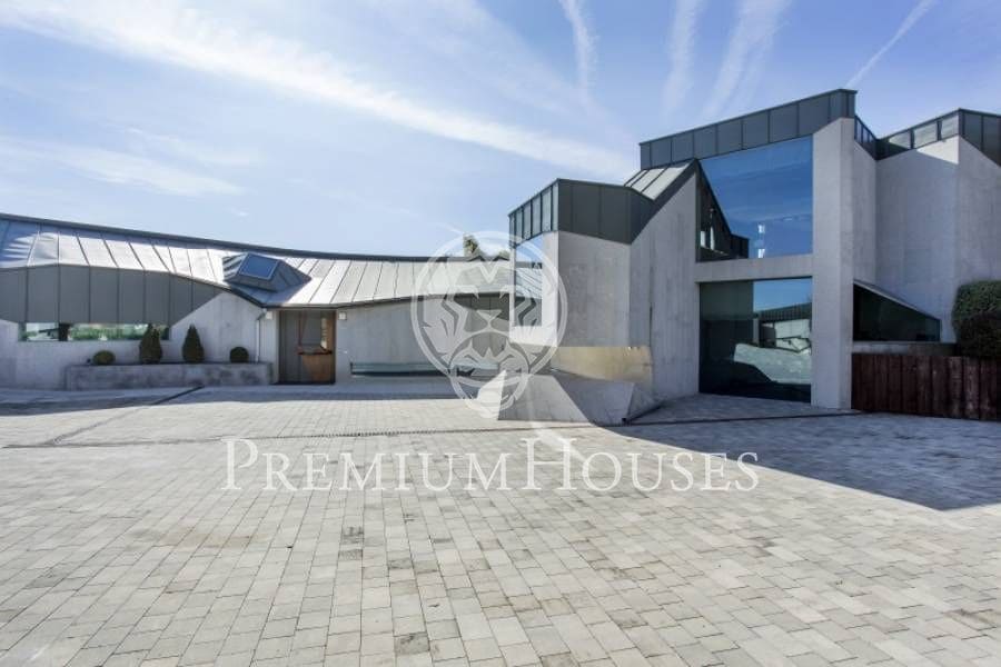 5 bedroom Villa for rent in Sant Andreu de Llavaneres with pool garage - € 7,000 (Ref: 9395982)