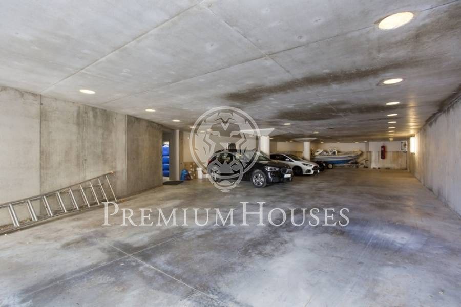 5 bedroom Villa for rent in Sant Andreu de Llavaneres with pool garage - € 7,000 (Ref: 9395982)