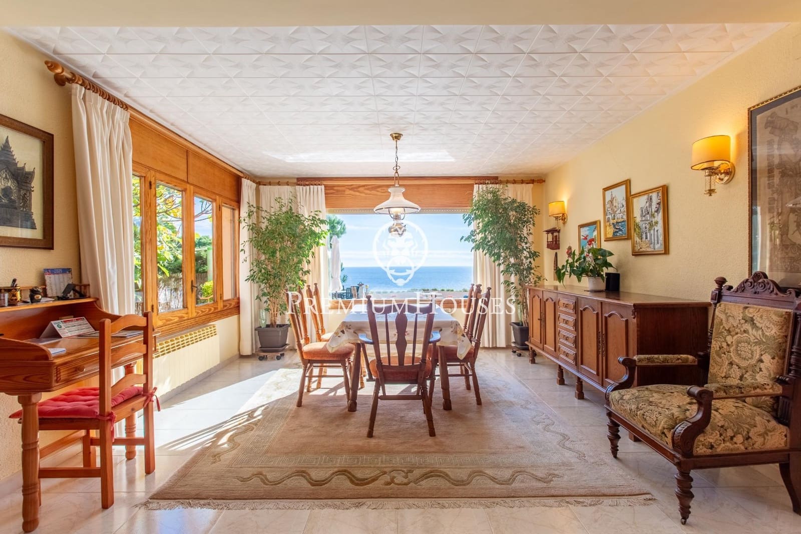 4 bedroom Villa for sale in Lloret de Mar with pool garage - € 1,890,000 (Ref: 9400925)