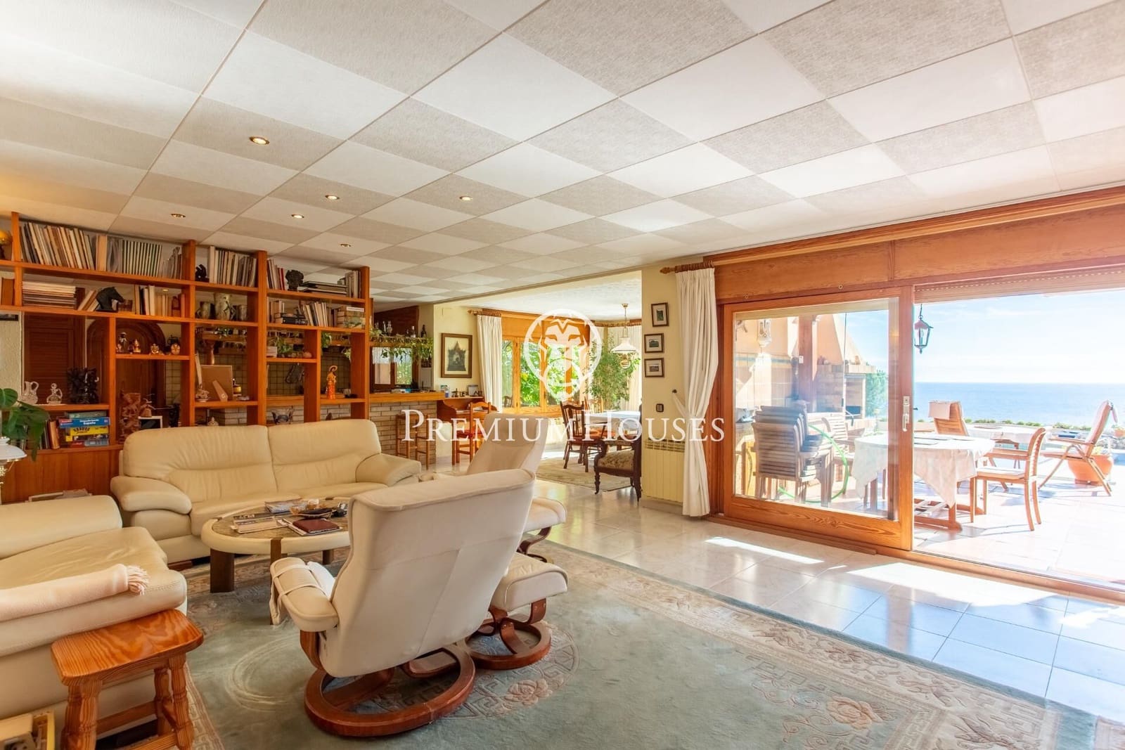 4 bedroom Villa for sale in Lloret de Mar with pool garage - € 1,890,000 (Ref: 9400925)