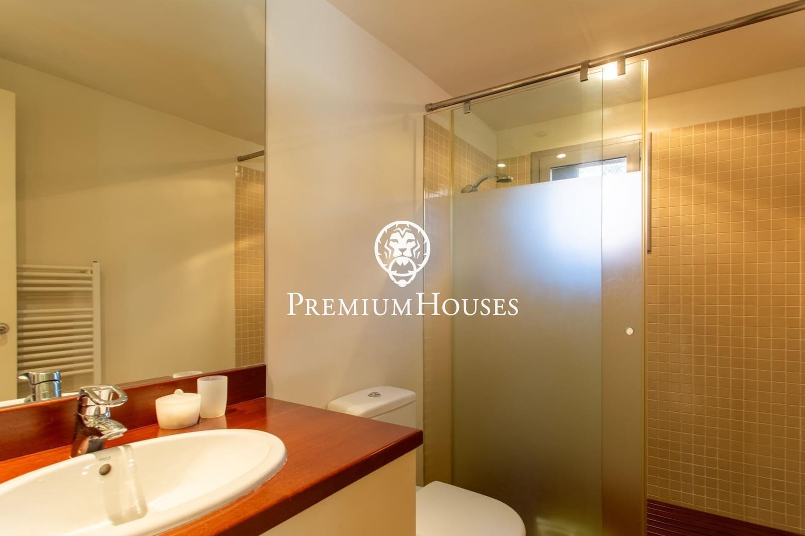 4 bedroom Villa for sale in Cabrera de Mar with pool garage - € 1,350,000 (Ref: 9400926)