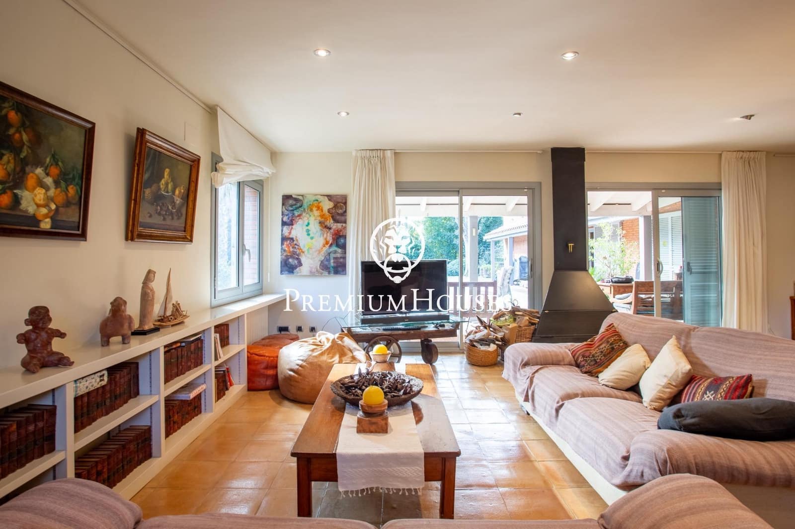 4 bedroom Villa for sale in Cabrera de Mar with pool garage - € 1,350,000 (Ref: 9400926)