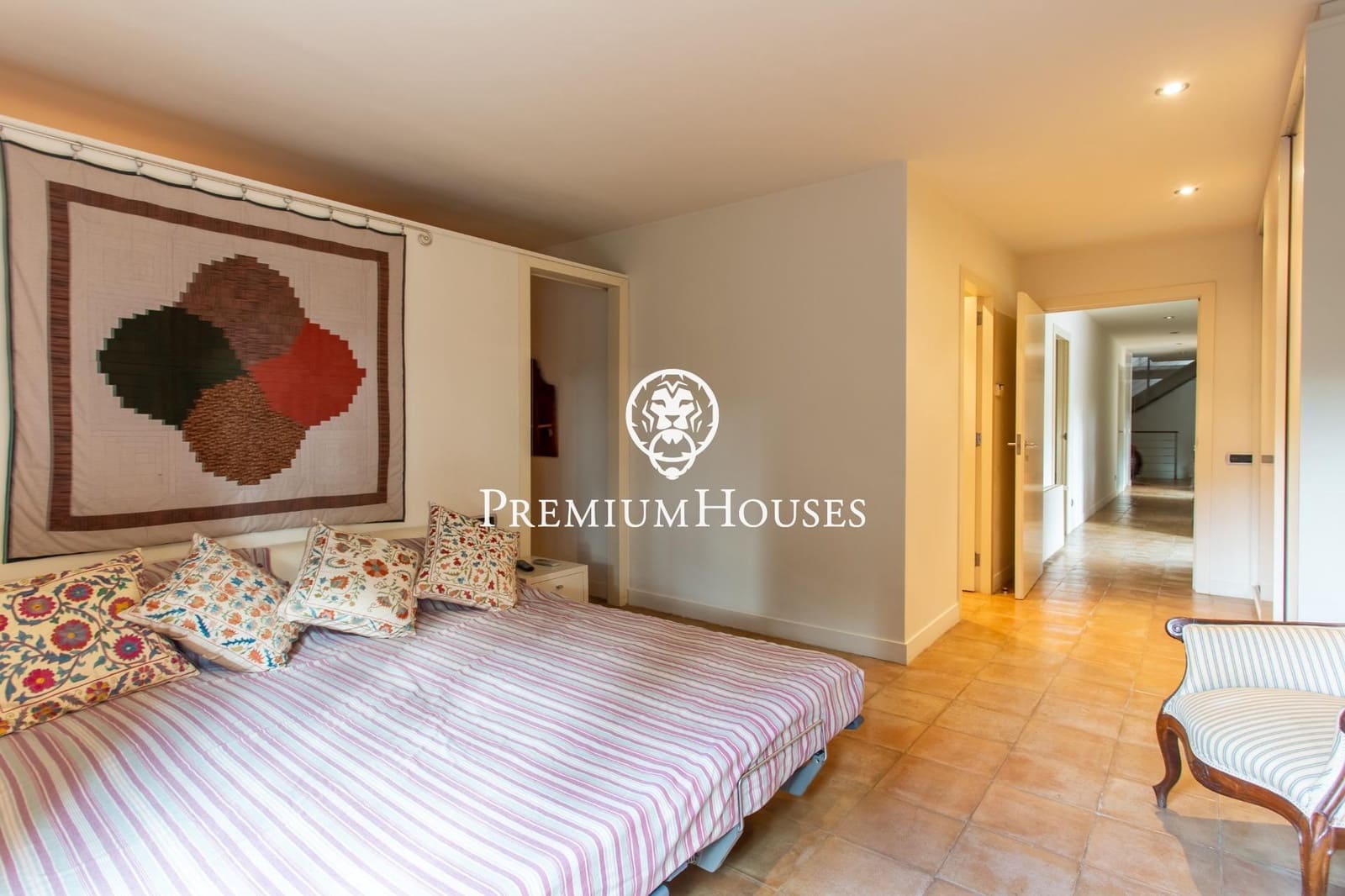 4 bedroom Villa for sale in Cabrera de Mar with pool garage - € 1,350,000 (Ref: 9400926)
