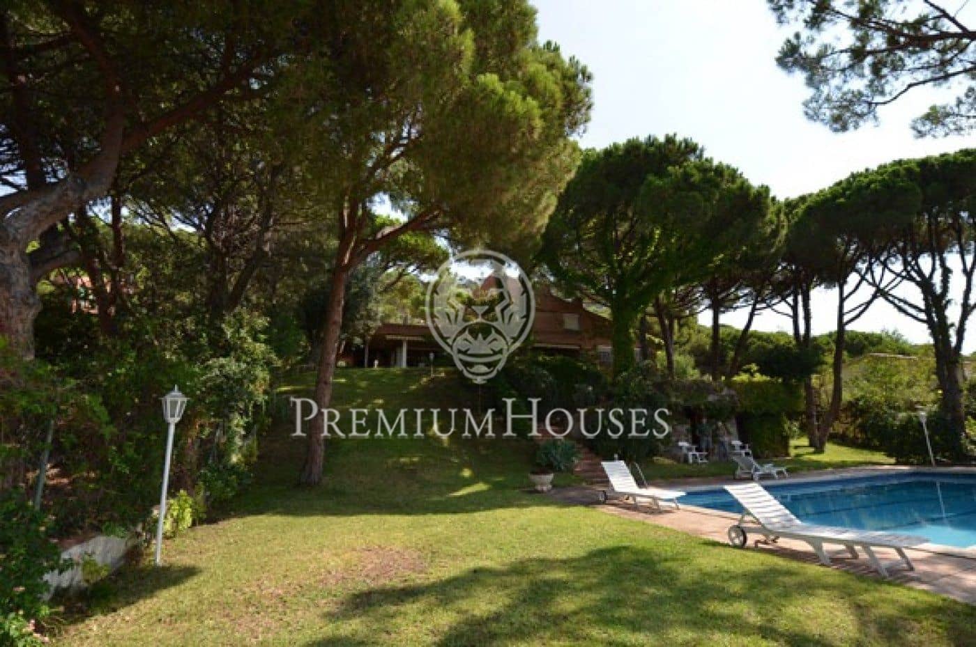 9 chambre Villa/Maison à vendre à Cabrils avec piscine garage - 2 250 000 € (Ref: 9400927)