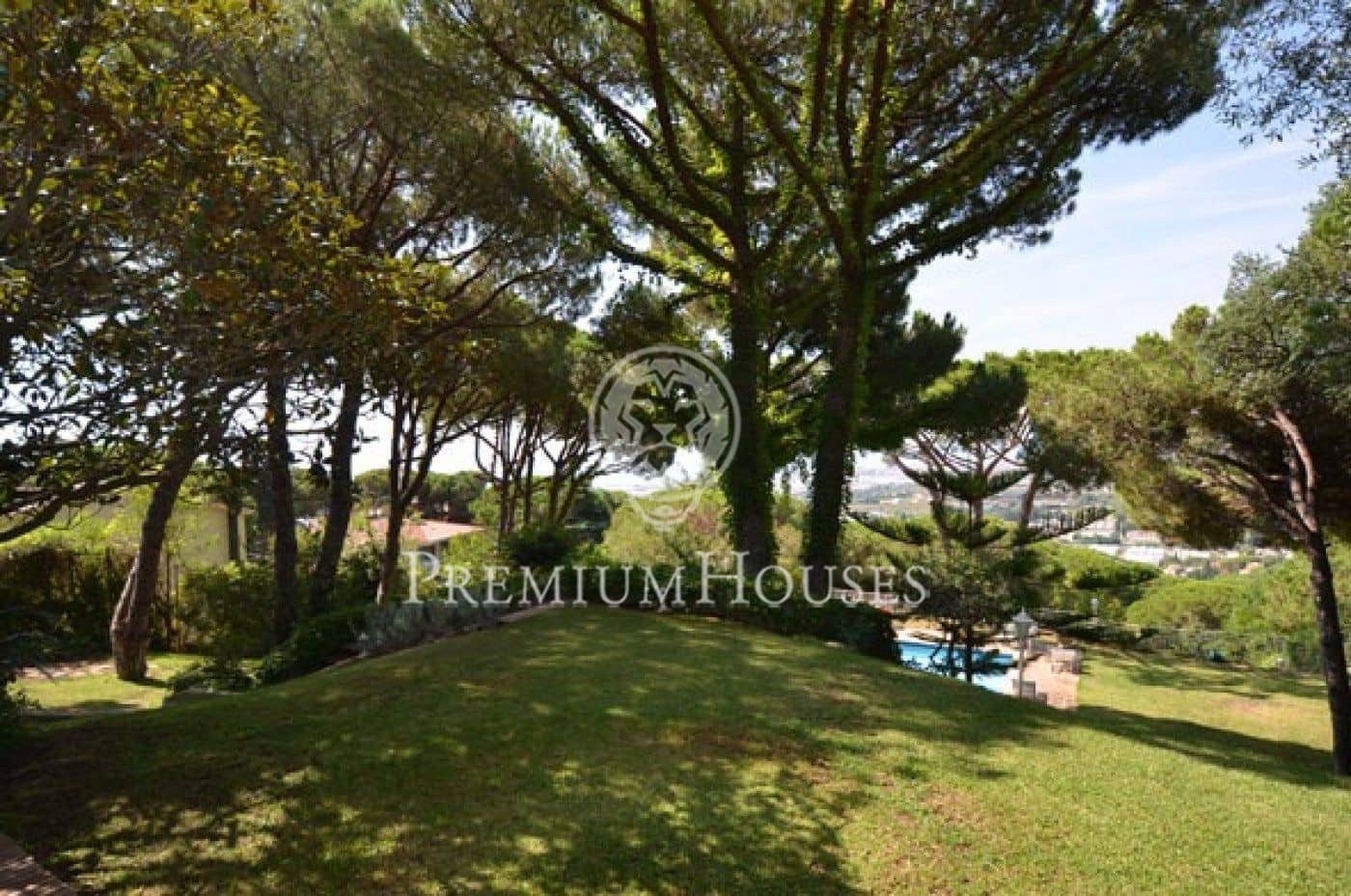 9 chambre Villa/Maison à vendre à Cabrils avec piscine garage - 2 250 000 € (Ref: 9400927)