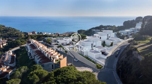 4 sovrum Semi-fristående Villa till salu i Caldes d'Estrac med pool garage - 998 070 € (Ref: 9400930)