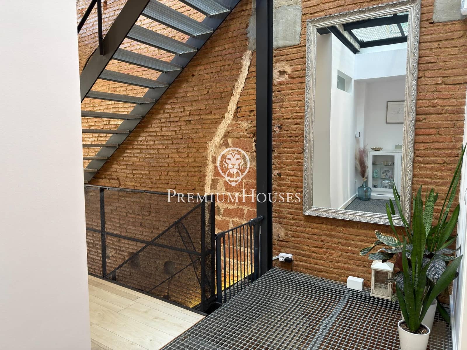 3 sypialnia Dom na sprzedaż w Mataro z garażem - 850 000 € (Ref: 9411236)