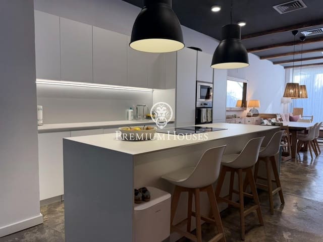 3 sypialnia Dom na sprzedaż w Mataró z garażem - 850 000 € (Ref: 9411236)