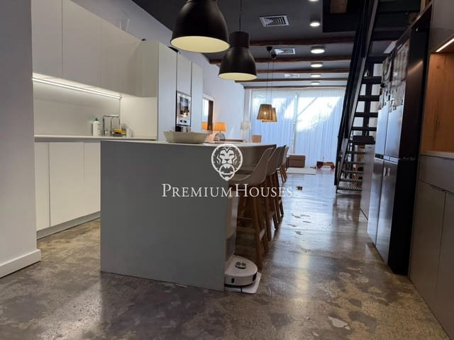 3 sypialnia Dom na sprzedaż w Mataró z garażem - 850 000 € (Ref: 9411236)