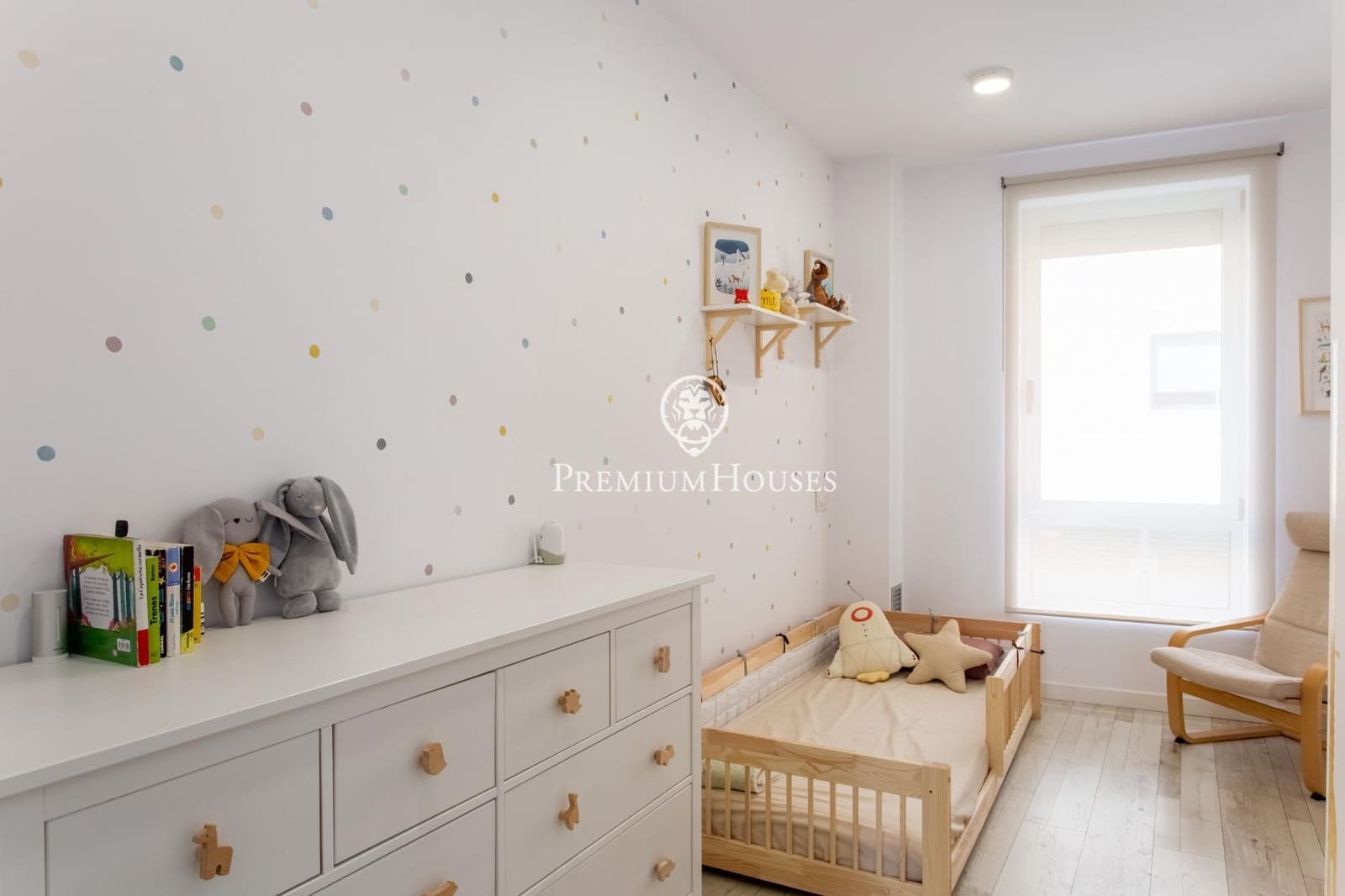 3 bedroom Townhouse for sale in Mataro with garage - € 815,000 (Ref: 9411236)