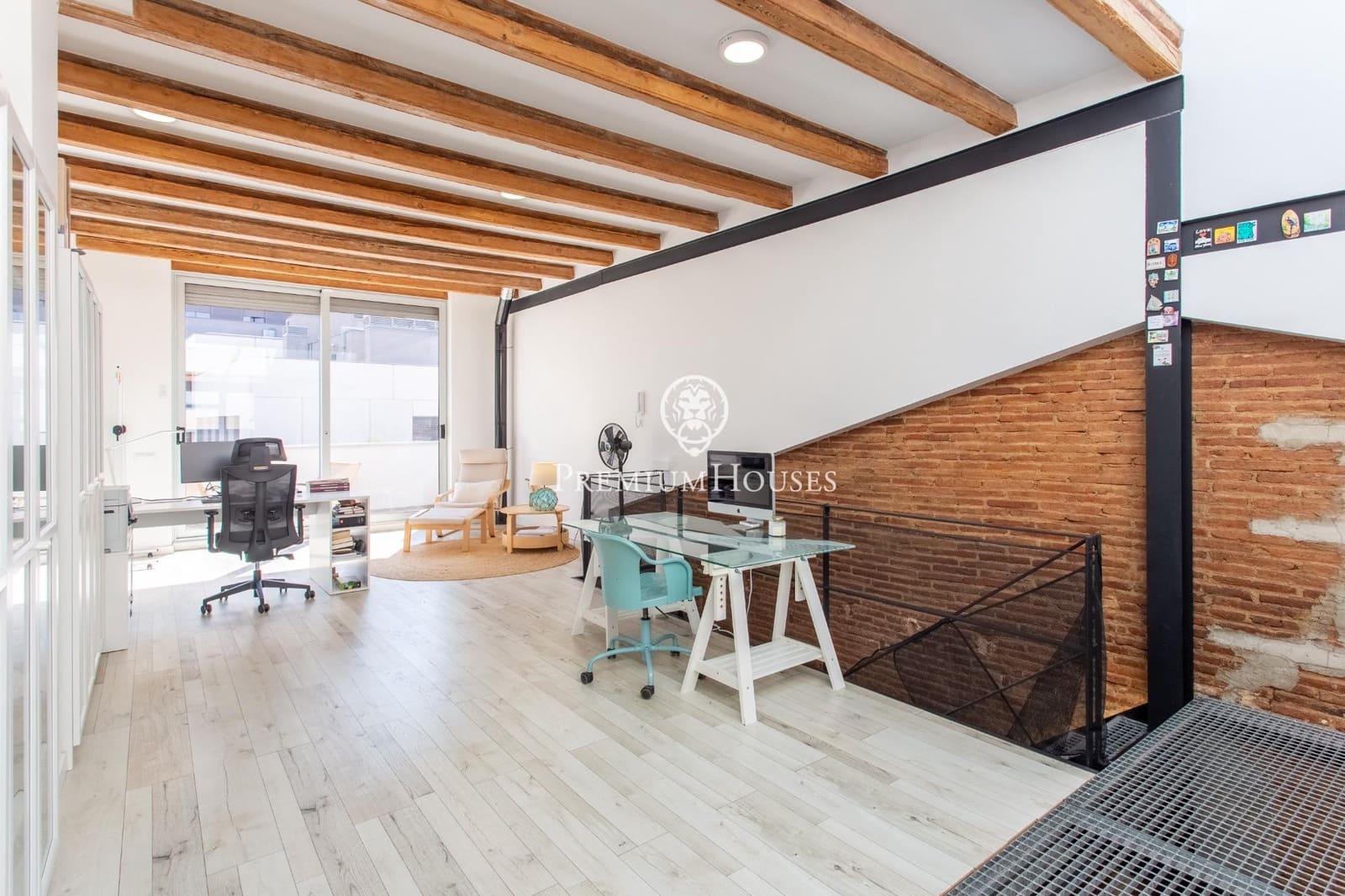 3 bedroom Townhouse for sale in Mataro with garage - € 815,000 (Ref: 9411236)