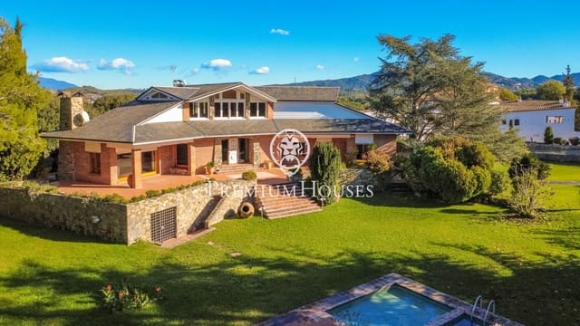 8 slaapkamer Villa te koop in Montornès del Vallès met zwembad garage - € 1.200.000 (Ref: 9411237)