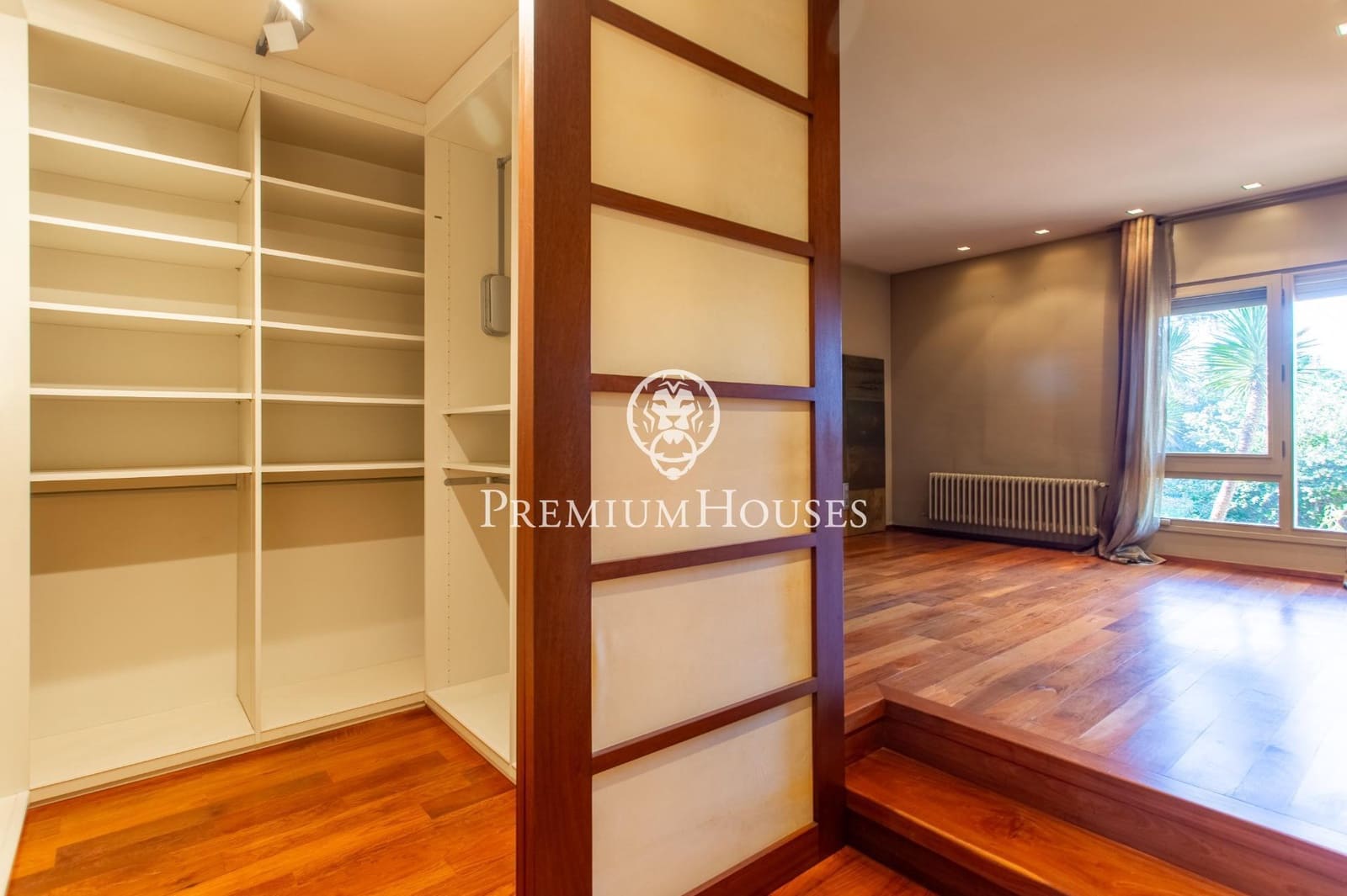 8 slaapkamer Villa te koop in Montornes del Valles met zwembad garage - € 1.200.000 (Ref: 9411237)