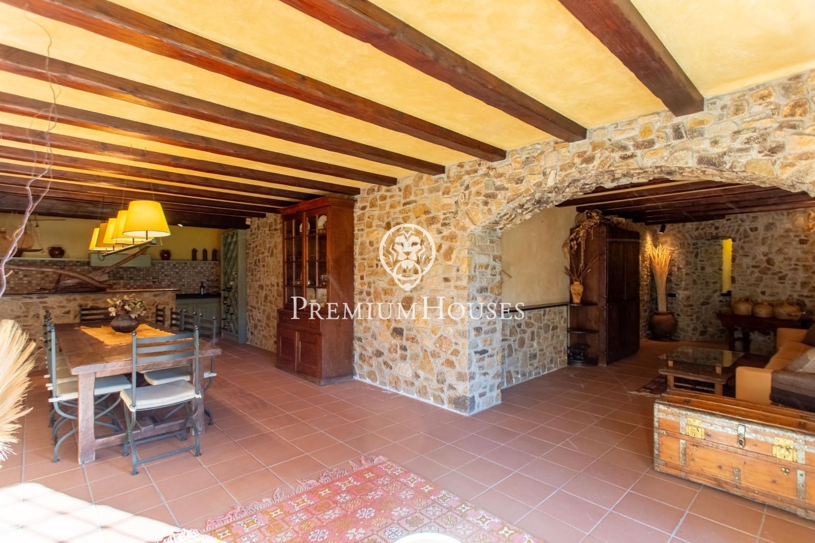 8 slaapkamer Villa te koop in Montornes del Valles met zwembad garage - € 1.200.000 (Ref: 9411237)