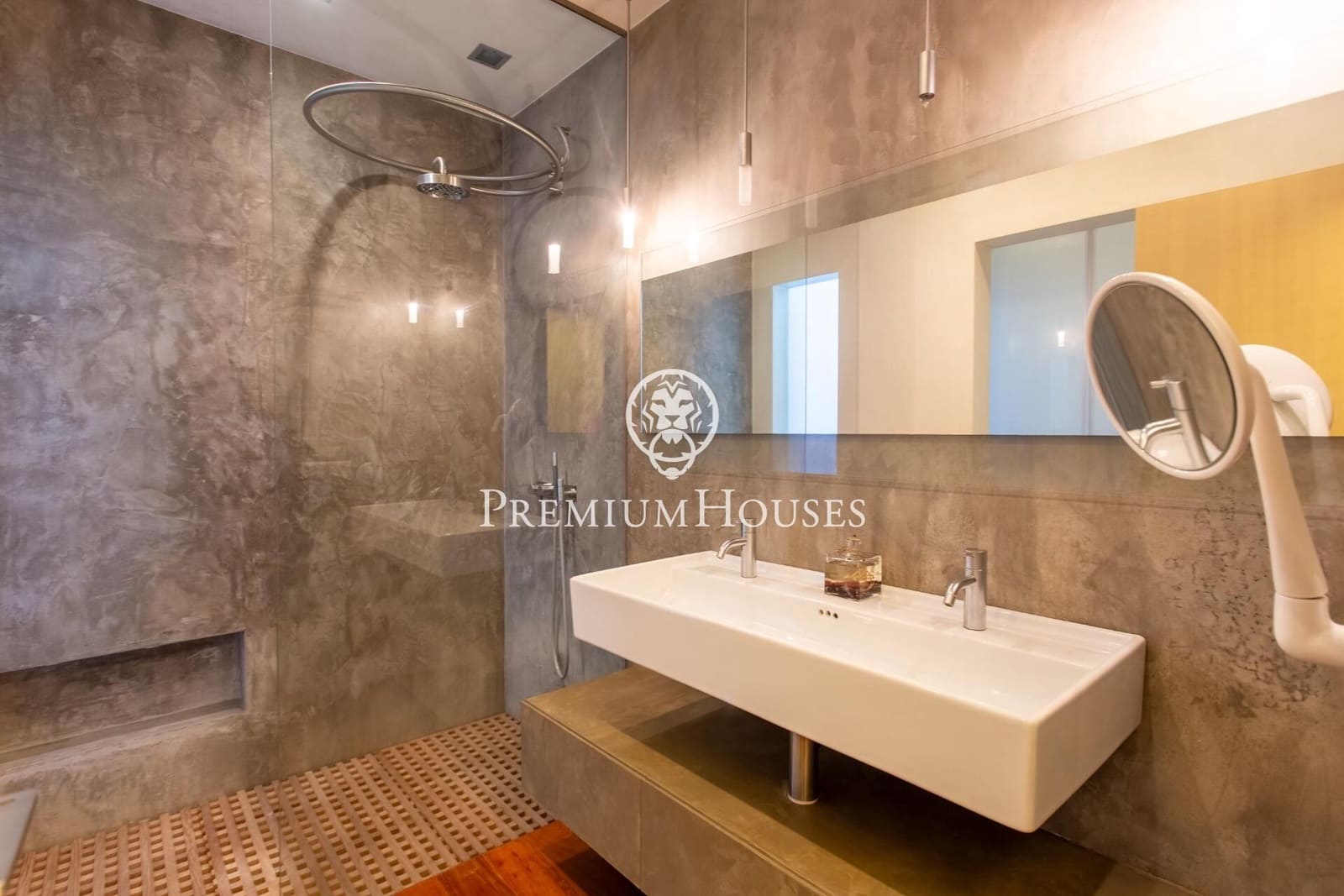 8 slaapkamer Villa te koop in Montornes del Valles met zwembad garage - € 1.200.000 (Ref: 9411237)